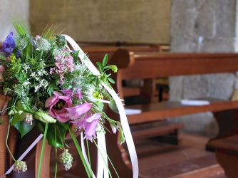 Tuscan church wedding ceremony
